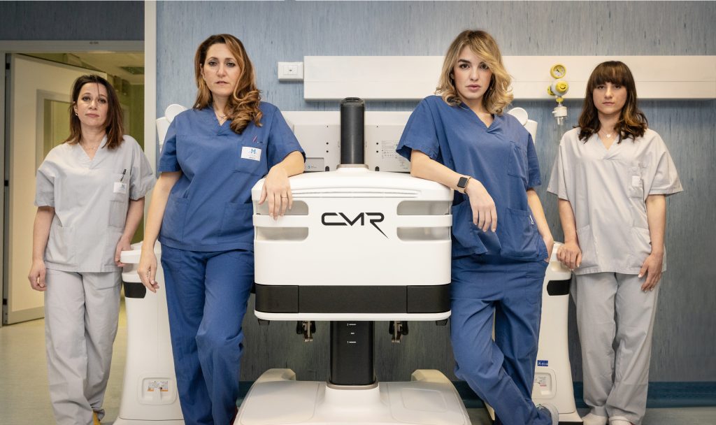 Cristo Re: per la prima volta al mondo un team tutto al femminile utilizzerà un robot chirurgico di nuova generazione