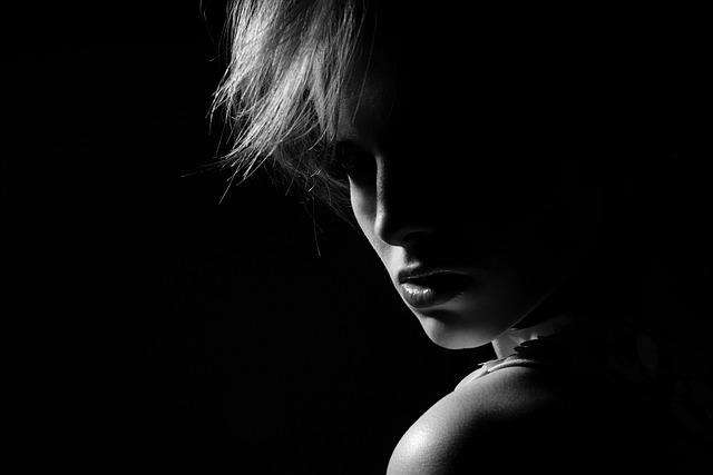 woman-vulvodinia-donna-Talea Clinic