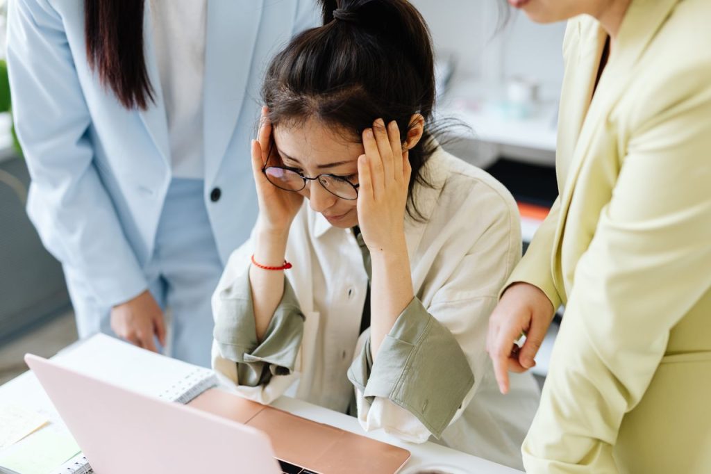 L’insidioso peso della routine: come gestire lo stress nel quotidiano Stress pixabay